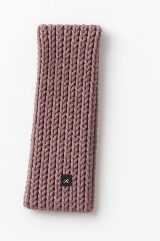 Admay Dusty Rose handmade crochet scarf, double-yarn texture, soft handmade warmth, and handcrafted luxury finish.